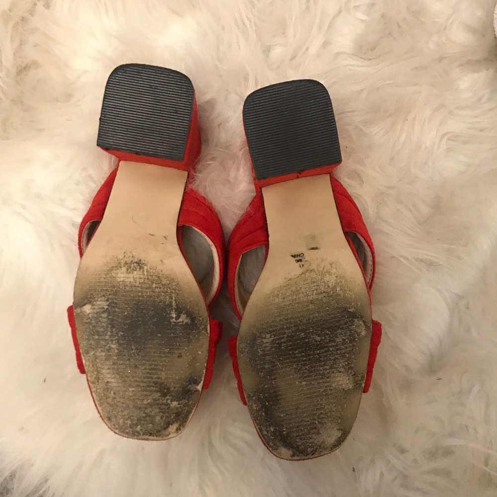 Red mules - Picture 3 of 3